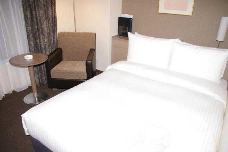 Hotel Leopalace Hakata Фукуока Екстер'єр фото